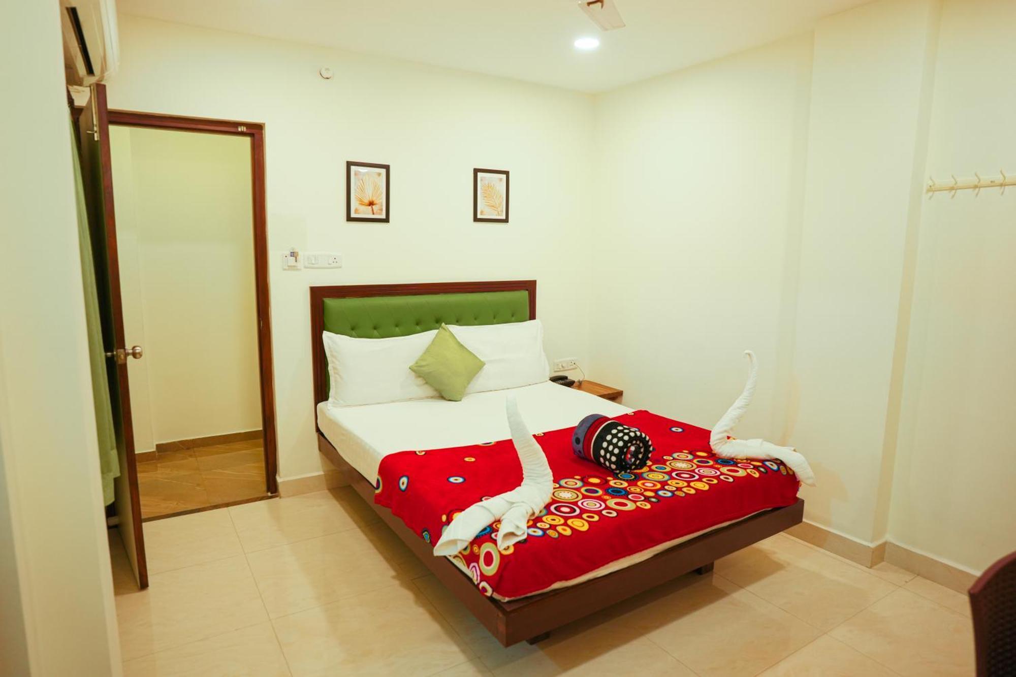 Saara Inn Pondicherry Luaran gambar